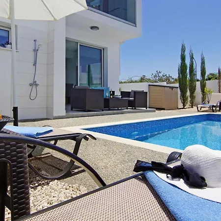 Holiday home Gloria *